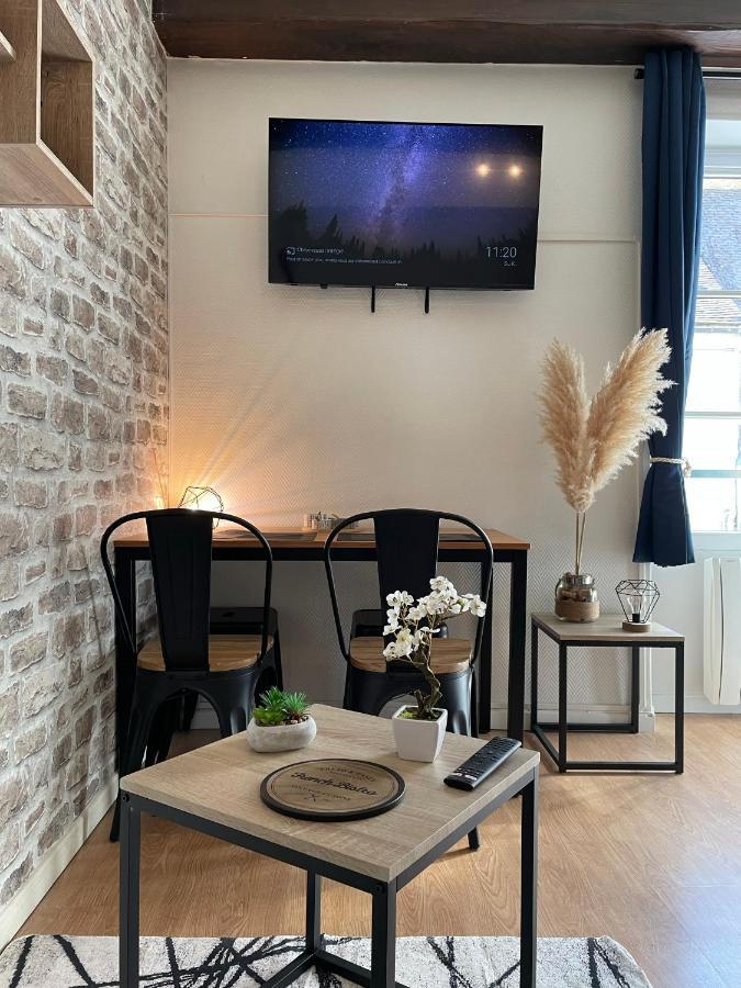 Cosy Studio - 50M Du Loing - Hyper-Centre Moret sur Loing Bagian luar foto